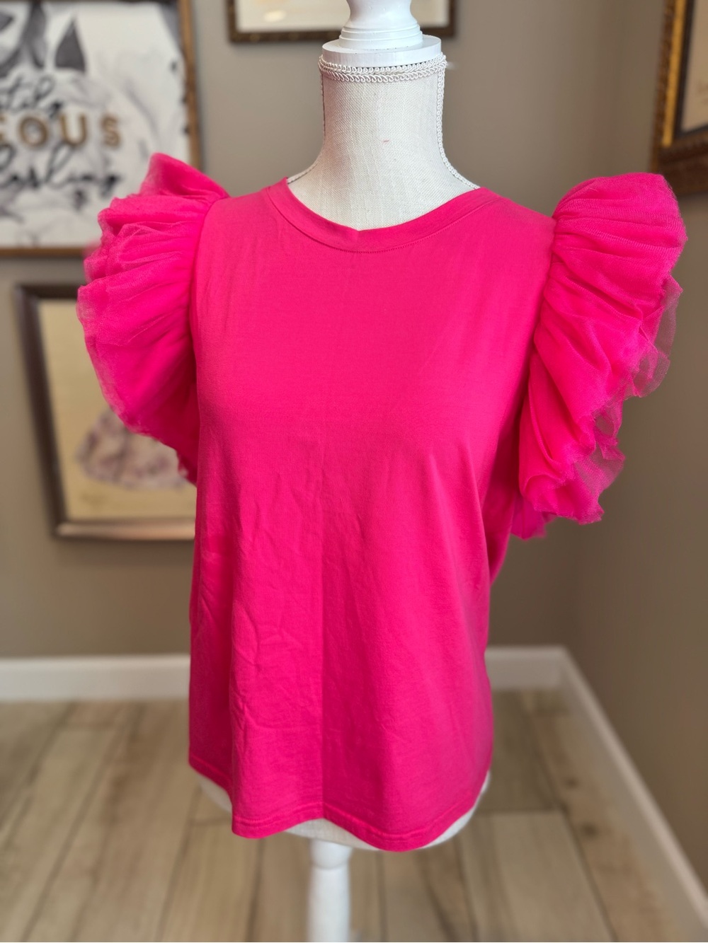 QUEEN OF SPARKLES Hot Pink Ruffle Sleeve Tee
